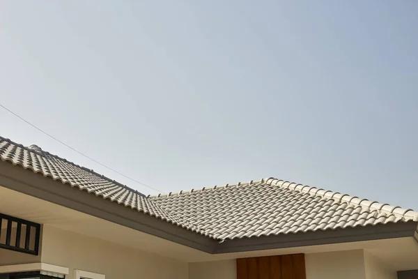 How to Budget for Roof Replacement Services