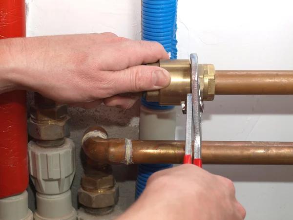 Why Hiring a Licensed Heating Contractor Saves You Money