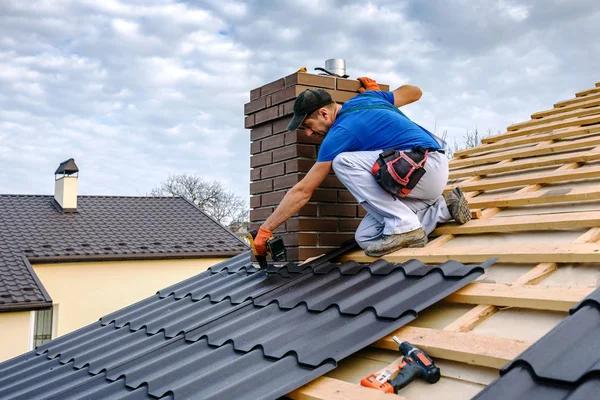 How Roof Repair Can Extend the Life of Your Roof